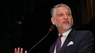 Giuli: "Elon Musk è un fico, se fosse mio amico sarei contento"