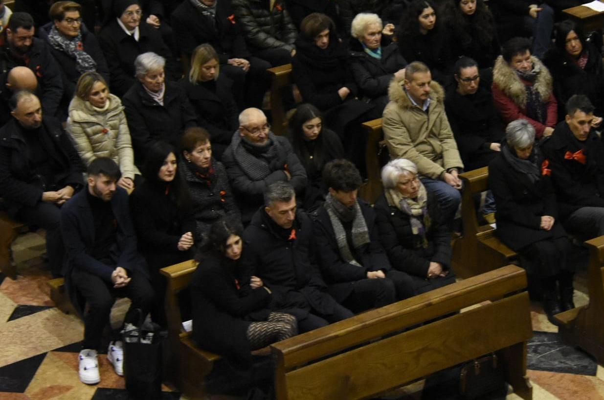 Giulia Cecchettin, il papà al funerale: "Grazie per questi 22 anni insieme"