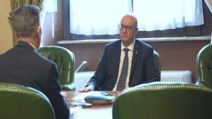 Giulia Cecchettin, incontro Valditara-papà Gino: "Protocollo per azioni nelle scuole" - Video