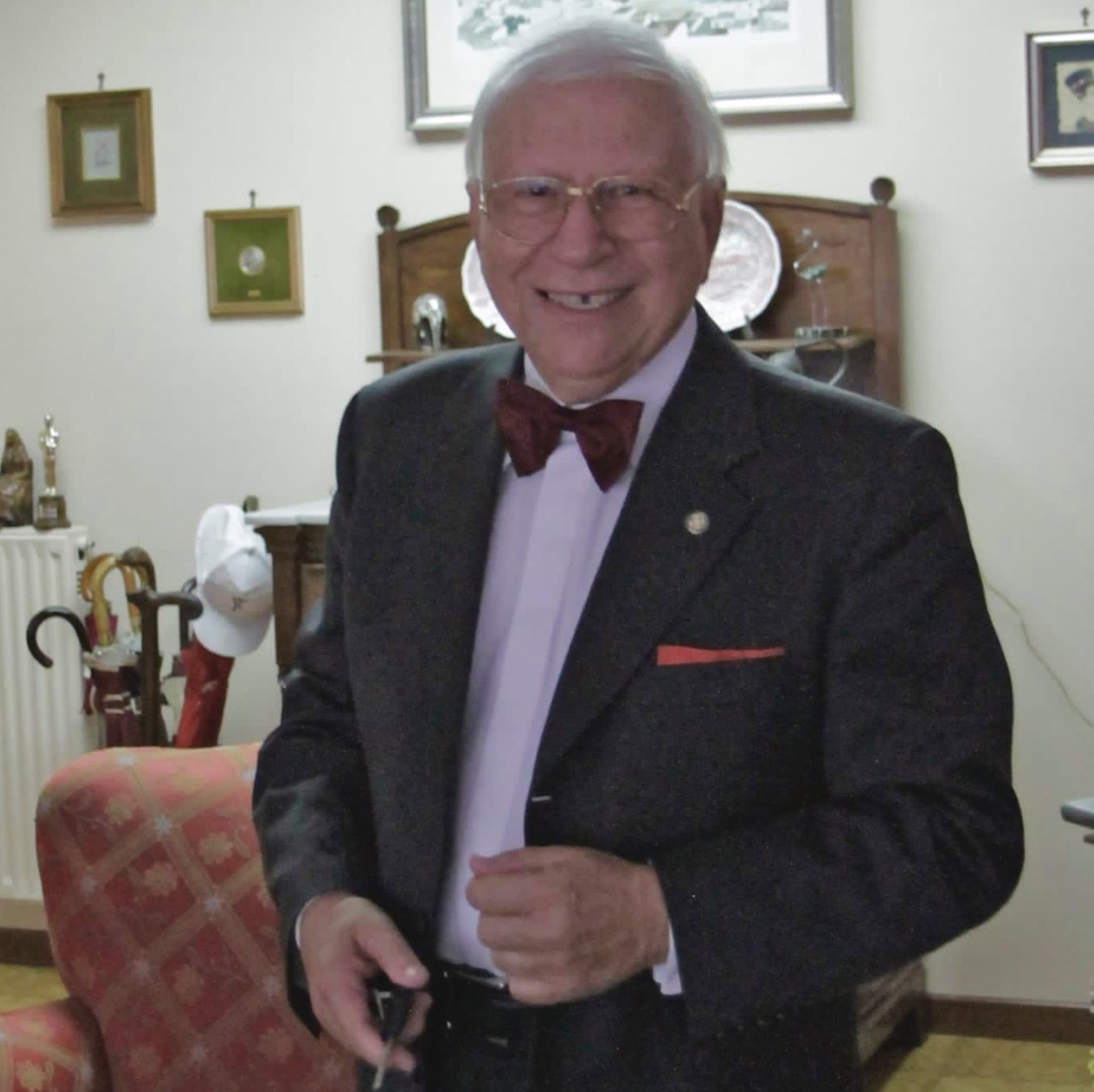 Gli auguri del barbiere storico di Mattarella: "Per gli 80 anni avrei voluto tagliargli io i capelli..
