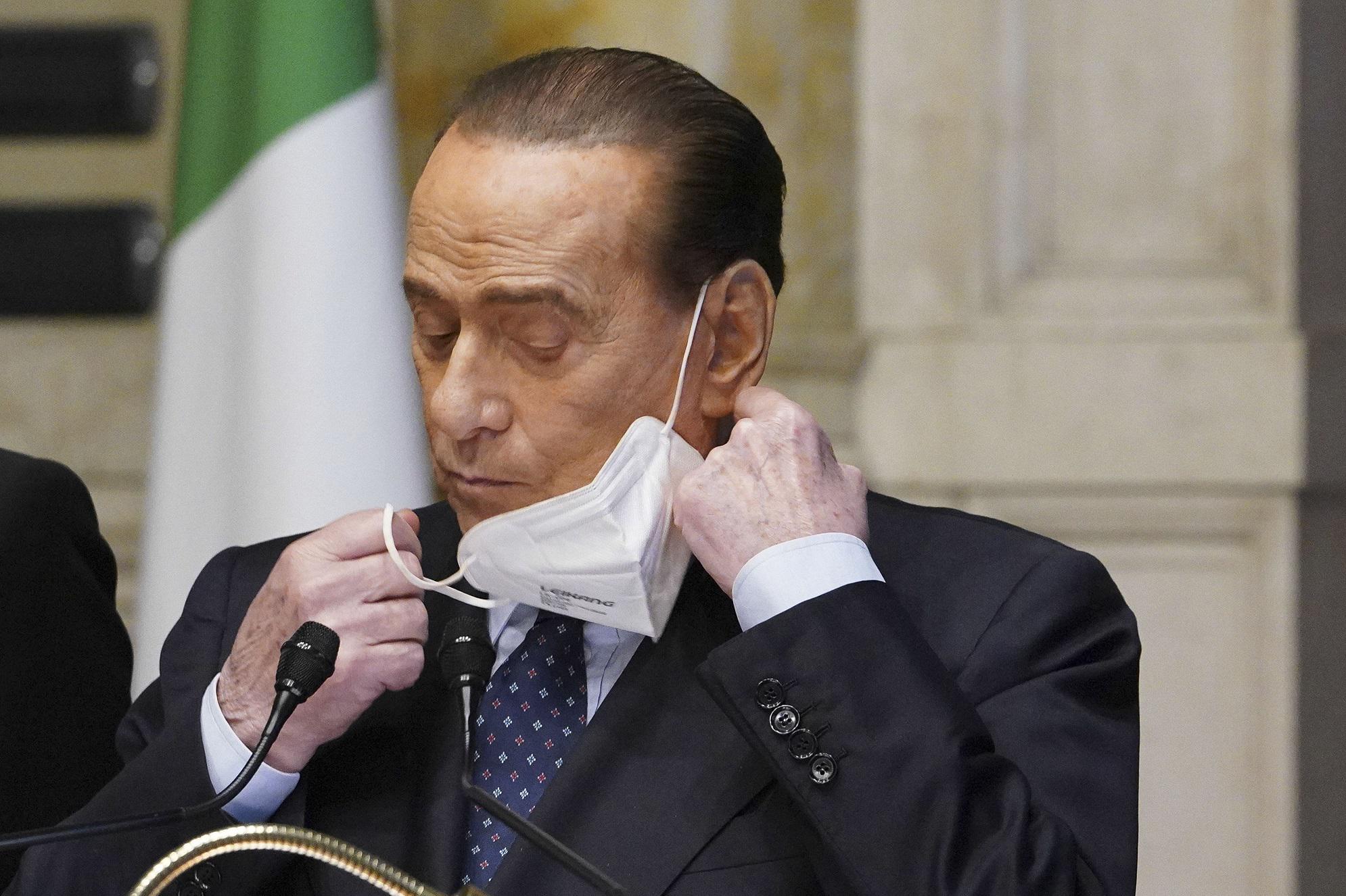 Governo, a incontro Berlusconi-Salvini anche la compagna del Cav