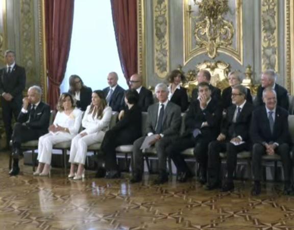Governo Meloni, giuramento: per ministre al Quirinale prevale bianco