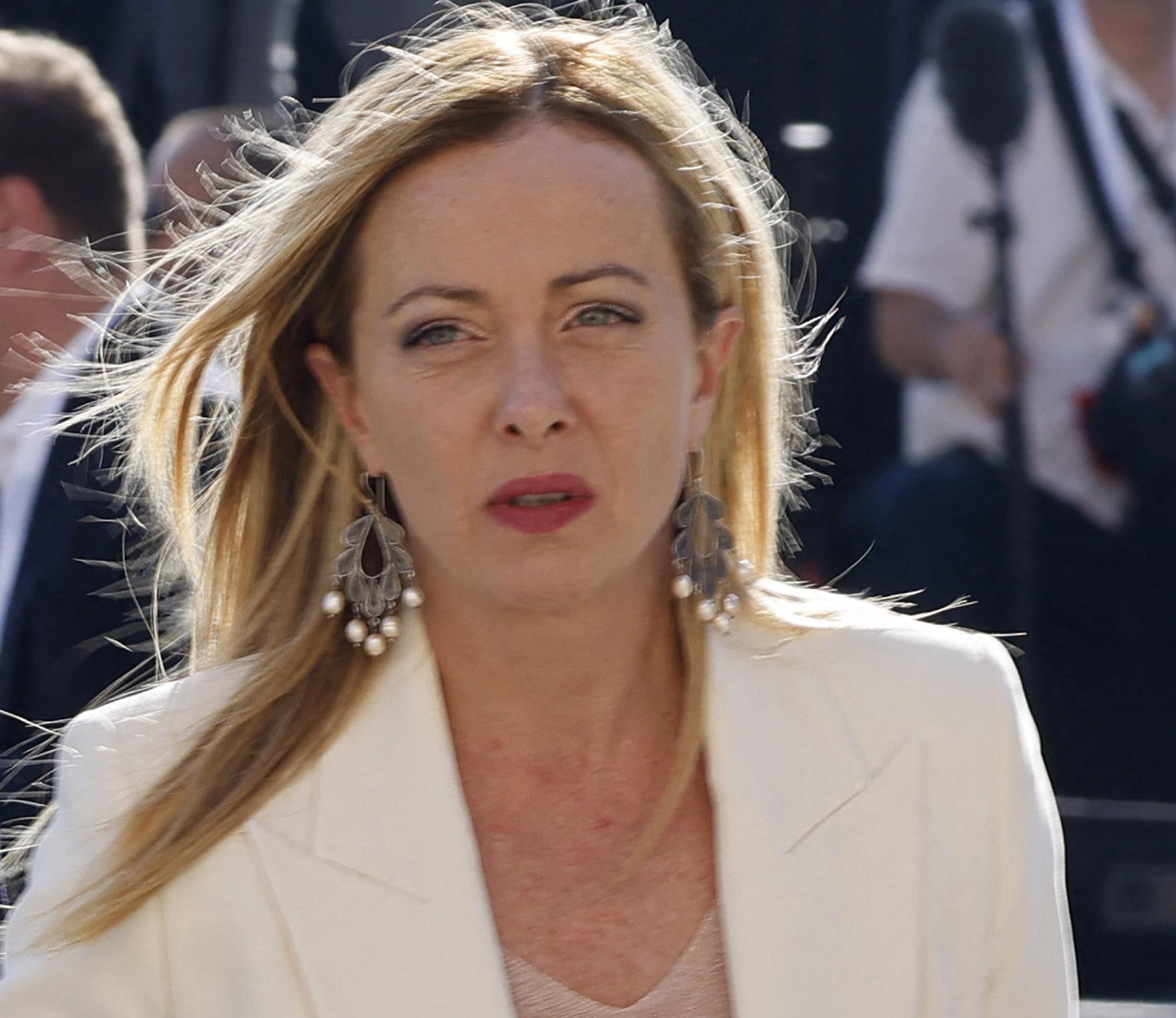 Governo, Meloni 'smina' terreno: un'ora di faccia a faccia con Salvini, poi accoglie Metsola