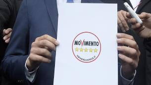 Governo, ribelli M5S lanciano V-Day contro Draghi