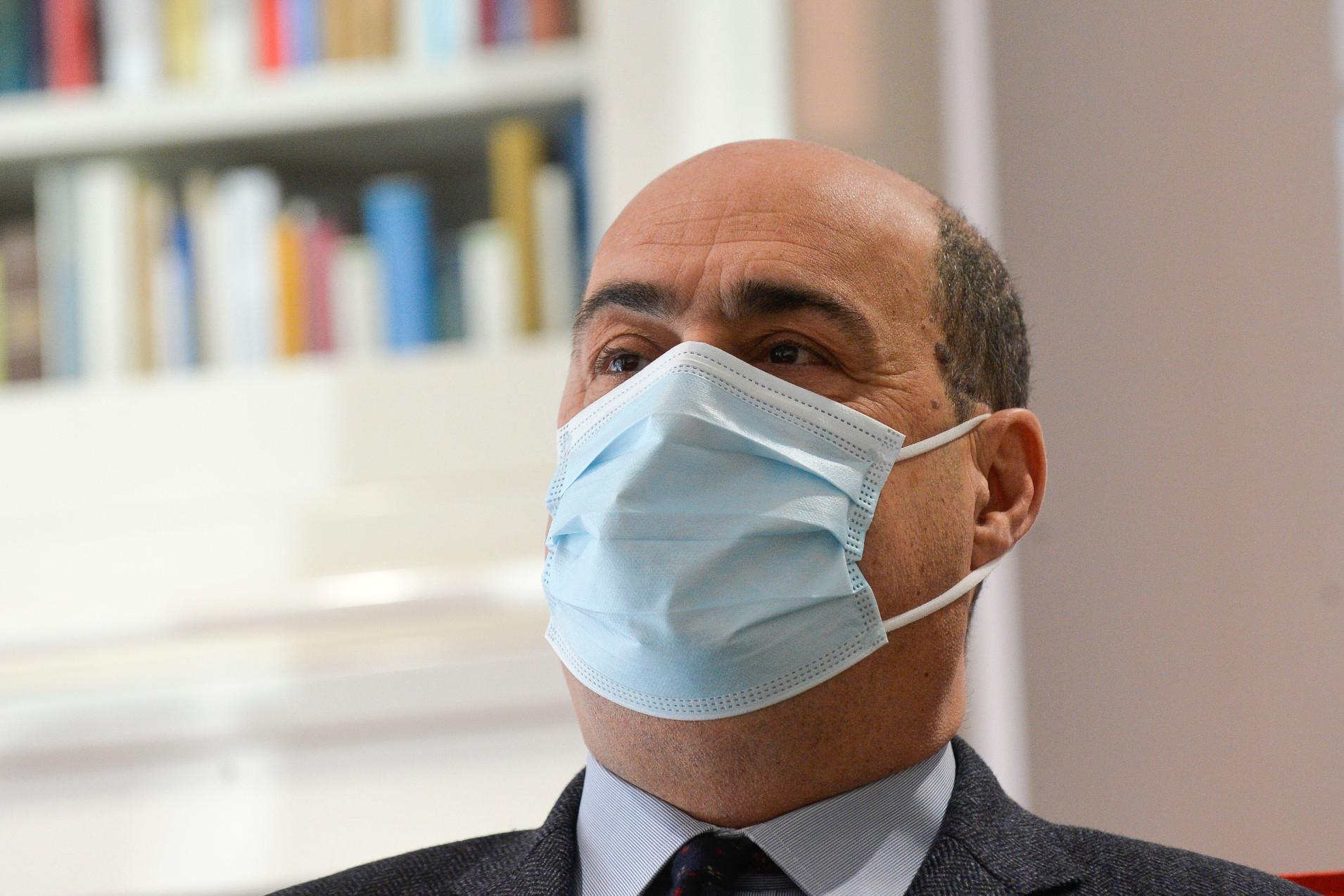 Governo, Zingaretti: "Pronti al confronto per il Paese"