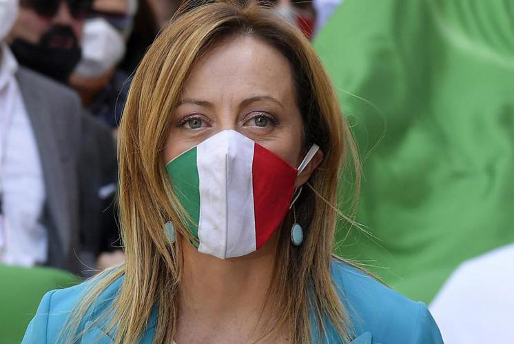Gozzini sospeso da università Siena per insulti a Meloni