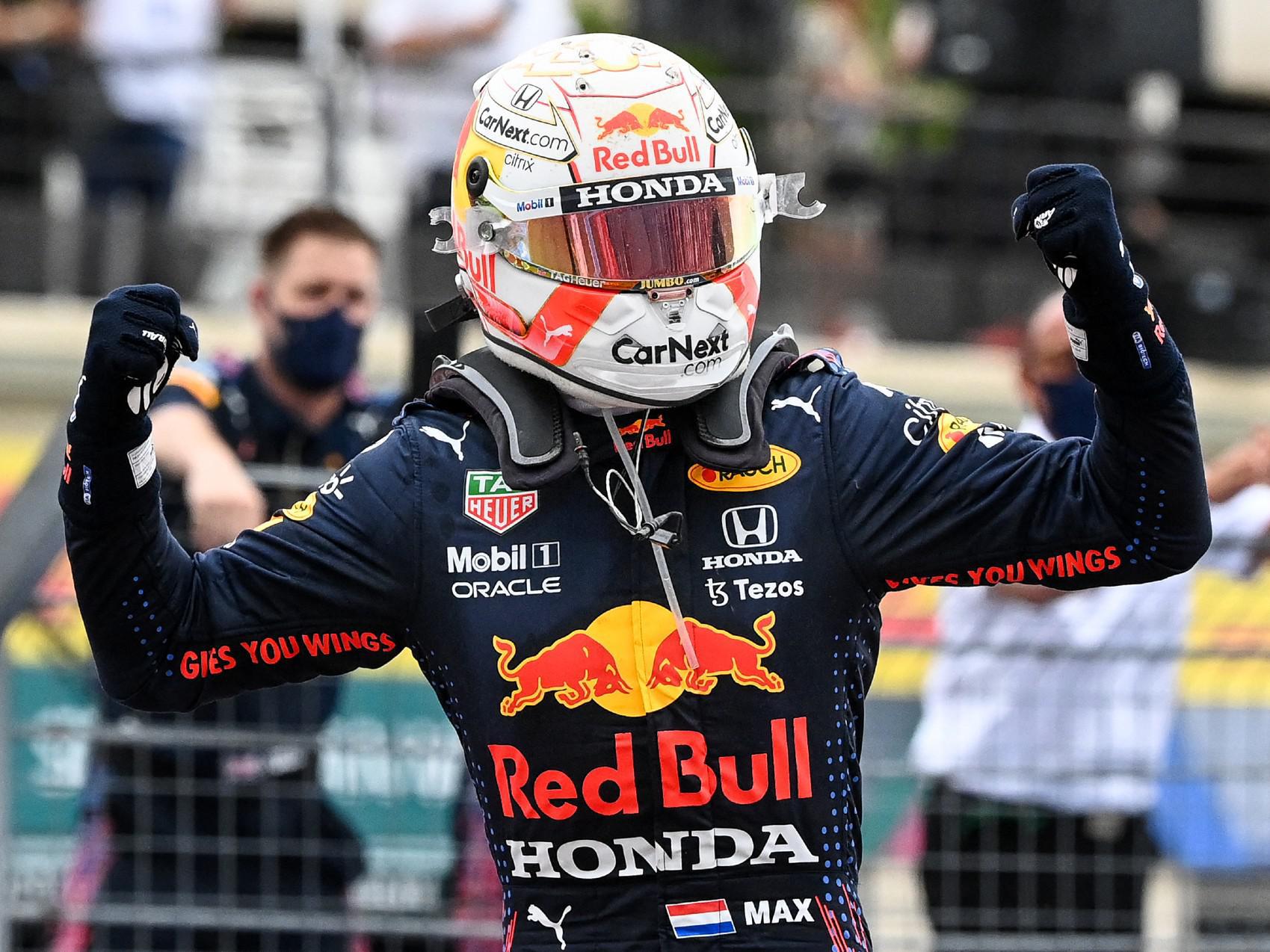 Gp Abu Dhabi, Verstappen trionfa all'ultimo giro e vince Mondiale F1