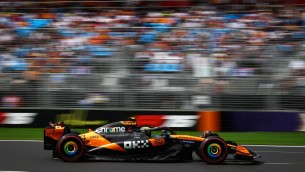 Gp Australia, pole Norris con McLaren e disastro Ferrari
