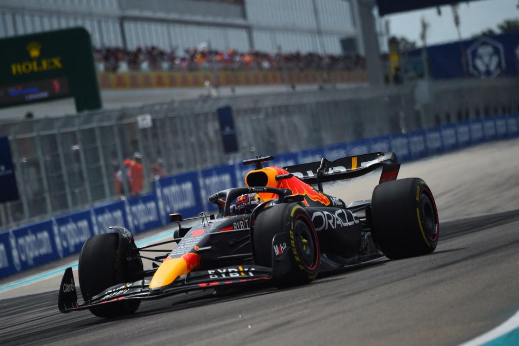 Gp Miami 2022, Verstappen vince davanti alle Ferrari di Leclerc e Sainz
