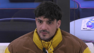 Grande Fratello, Lorenzo Spolverato e Chiara Cainelli sempre più vicini: la 'segnalazione' social