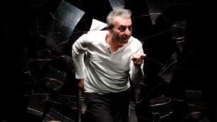 Grande successo a Napoli per il debutto di 'Gaetano Cosìcomè'