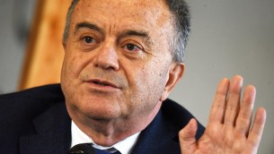 Gratteri: "Test psicoattitudinali per magistrati? Allora anche per chi governa"