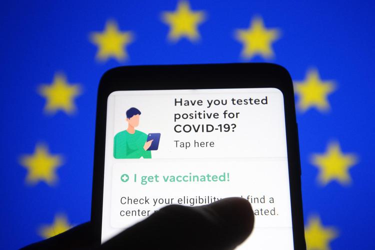 Green Pass, dal Codacons diffida urgente a Draghi: "Disparità di trattamento"