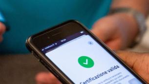 Green Pass falsi e dosi buttate, medico arrestato ad Ascoli Piceno