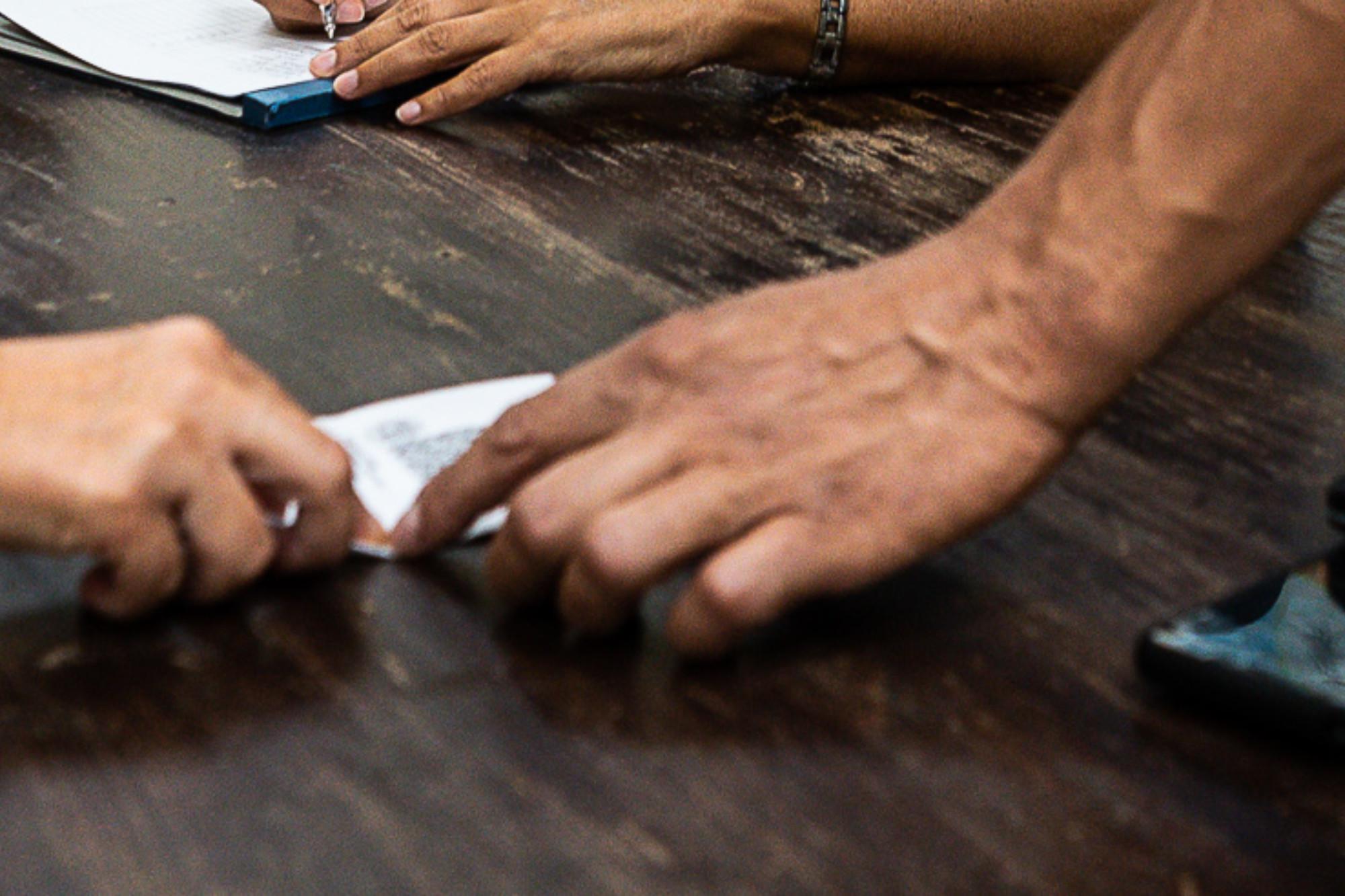 Green pass "indebito", 50 misure cautelari: infermiere in carcere