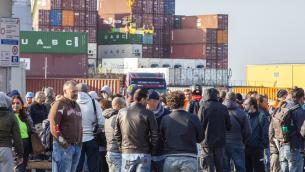 Green pass obbligatorio lavoro, proteste in tutta Italia