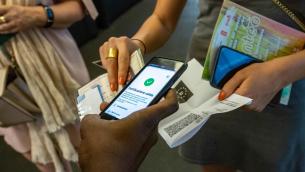 Green pass obbligatorio lavoro, stipendio e sospensione: cosa cambia