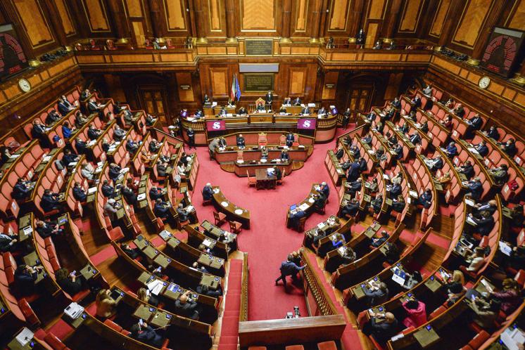 Green pass obbligatorio, via libera definitivo al decreto