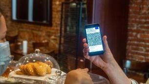 Green pass ristoranti e bar, regole e controlli dal 6 agosto