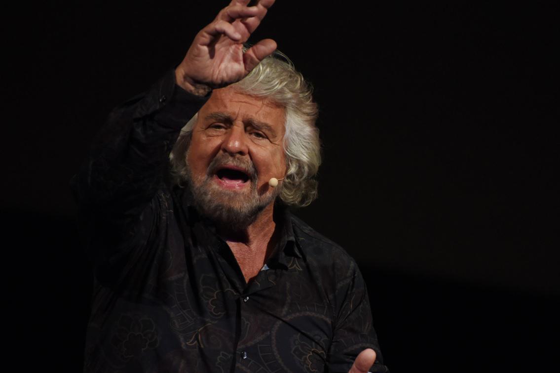 Grillo fonda chiesa dell'Altrove: "Missione? La indica l'Elevato"