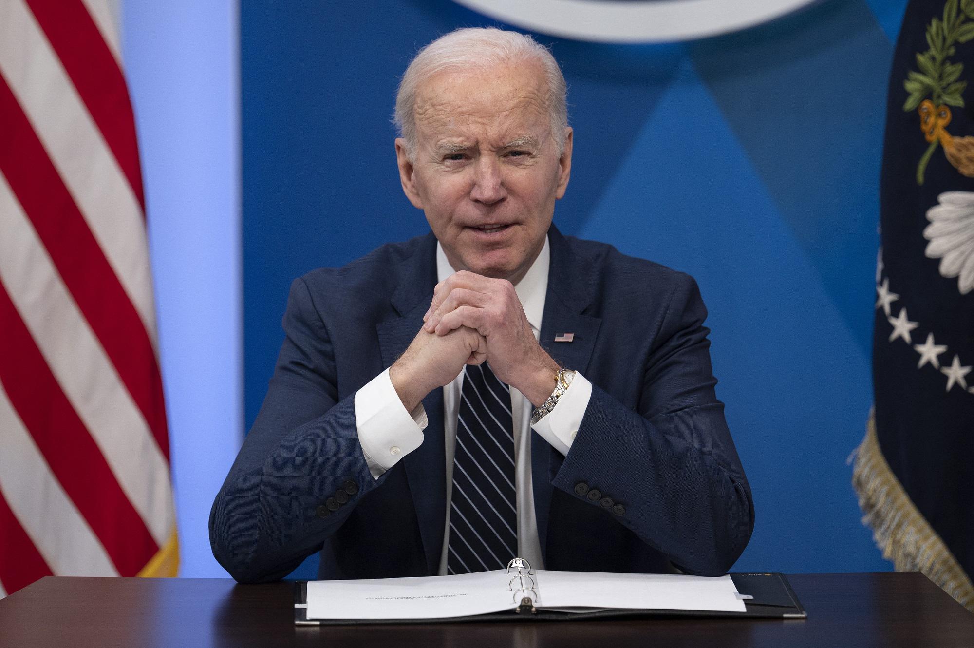 Guerra Ucraina, Biden a Xi: "Conseguenze se Cina fornirà sostegno a Russia"