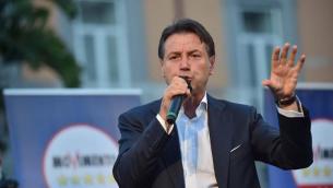 Guerra Ucraina, Conte: "Diamo armi a chi si difende legittimamente"