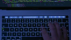 Guerra Ucraina, hacker contro tv Russia: in onda canzoni ucraine