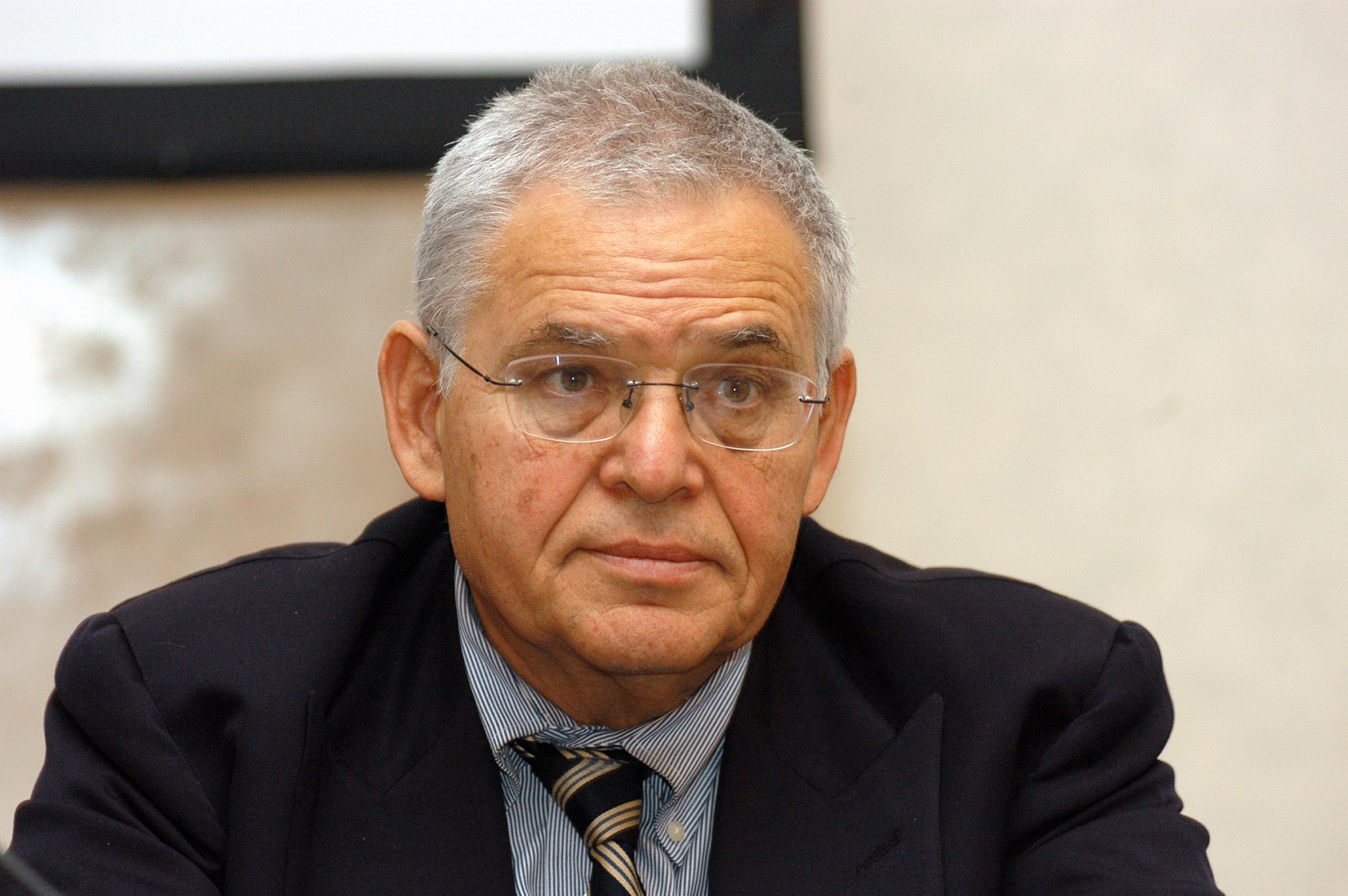 Guerra Ucraina, Luttwak: "Russia ha pochi soldati, fine di Putin"