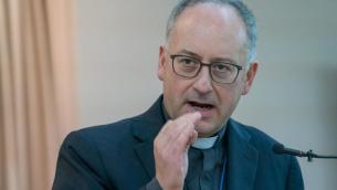 Guerra Ucraina, padre Spadaro: "Putin cita la Bibbia? Blasfema retorica religiosa del potere"