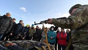 Guerra Ucraina-Russia: "Barricate, copertoni e molotov per fermare i russi"