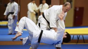 Guerra Ucraina-Russia, Putin sospeso da presidente onorario Federazione Judo