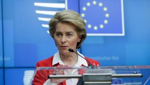 Guerra Ucraina-Russia, Von der Leyen: "Proporrò a leader europei esclusione banche russe da Swift"