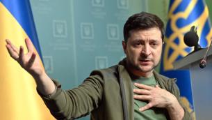 Guerra Ucraina, Zelensky: "Russia soffre pesanti perdite, più grande sconfitta da decenni"