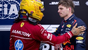 Hamilton-Verstappen, scintille a Monaco: 'impeding' dell'inglese, poi si chiariscono