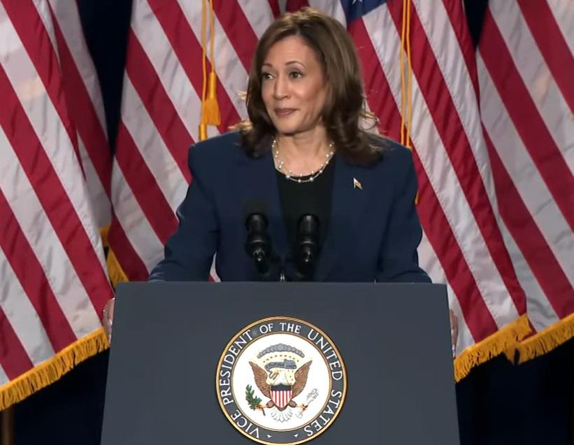 Harris, primo comizio verso nomination: "Conosco i truffatori come Trump"