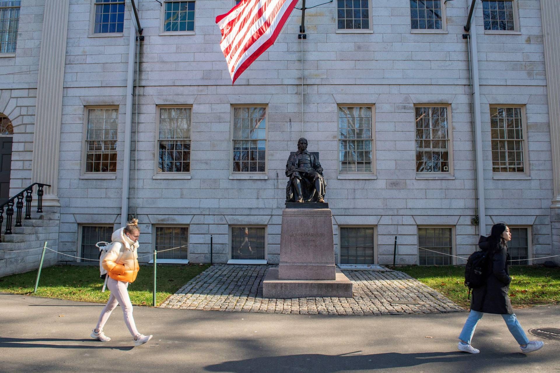 Harvard 'punita' dall'amministrazione Trump, in difesa interviene Obama