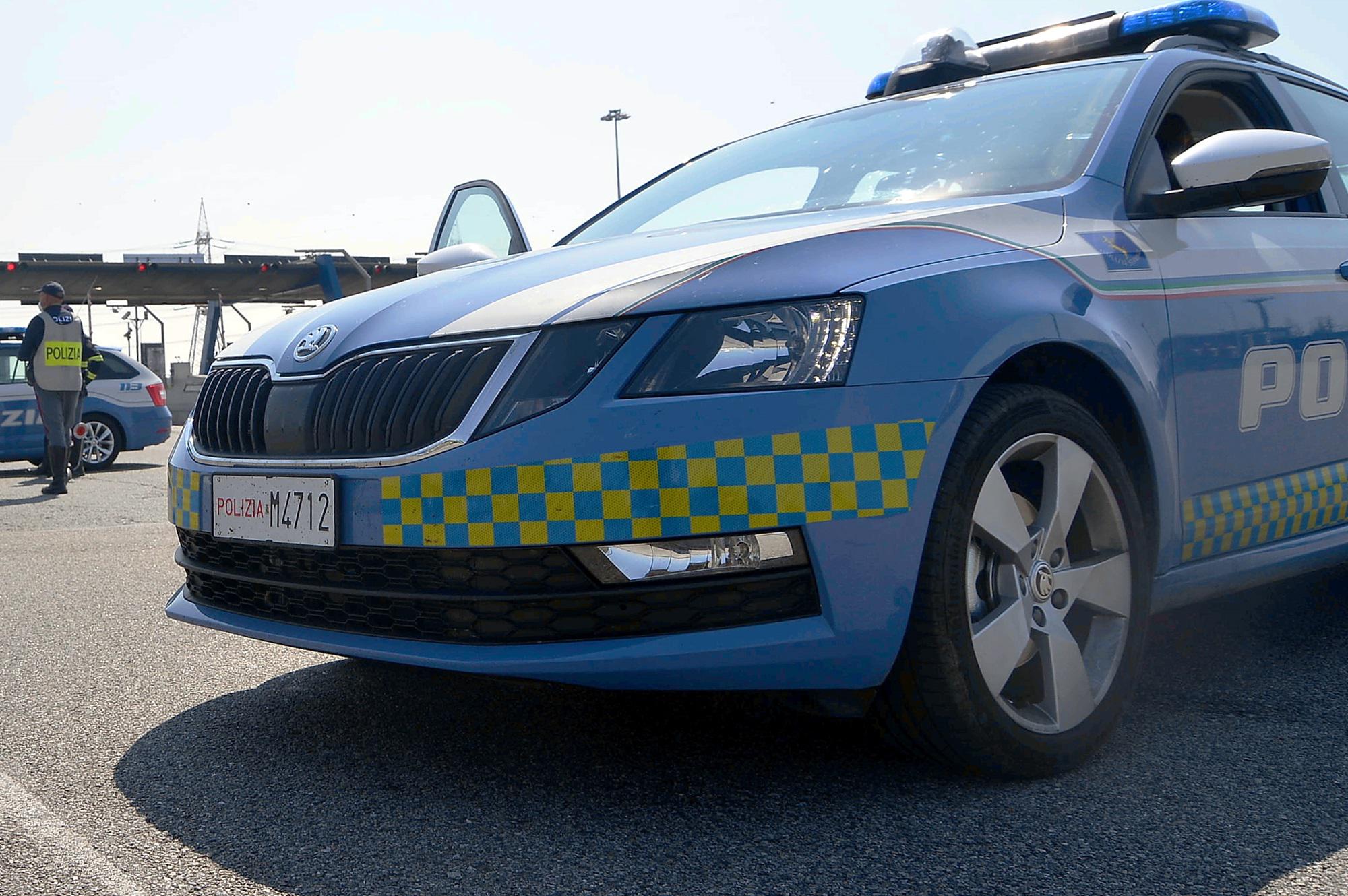 "Ho una bomba in auto", allarme su A10 e autostrada chiusa