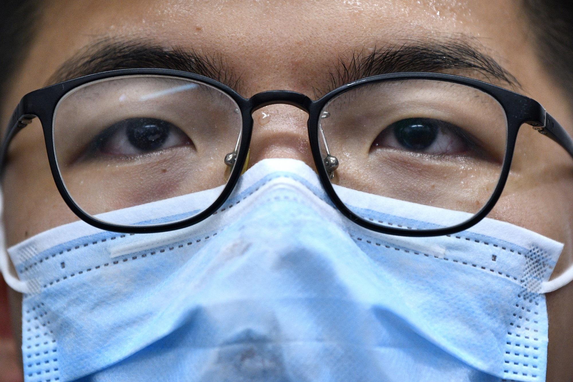 Hong Kong, Joshua Wong condannato a 10 mesi di carcere