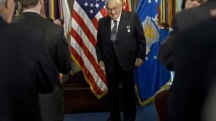 I 100 anni di Kissinger, Grande Vecchio della politica estera americana