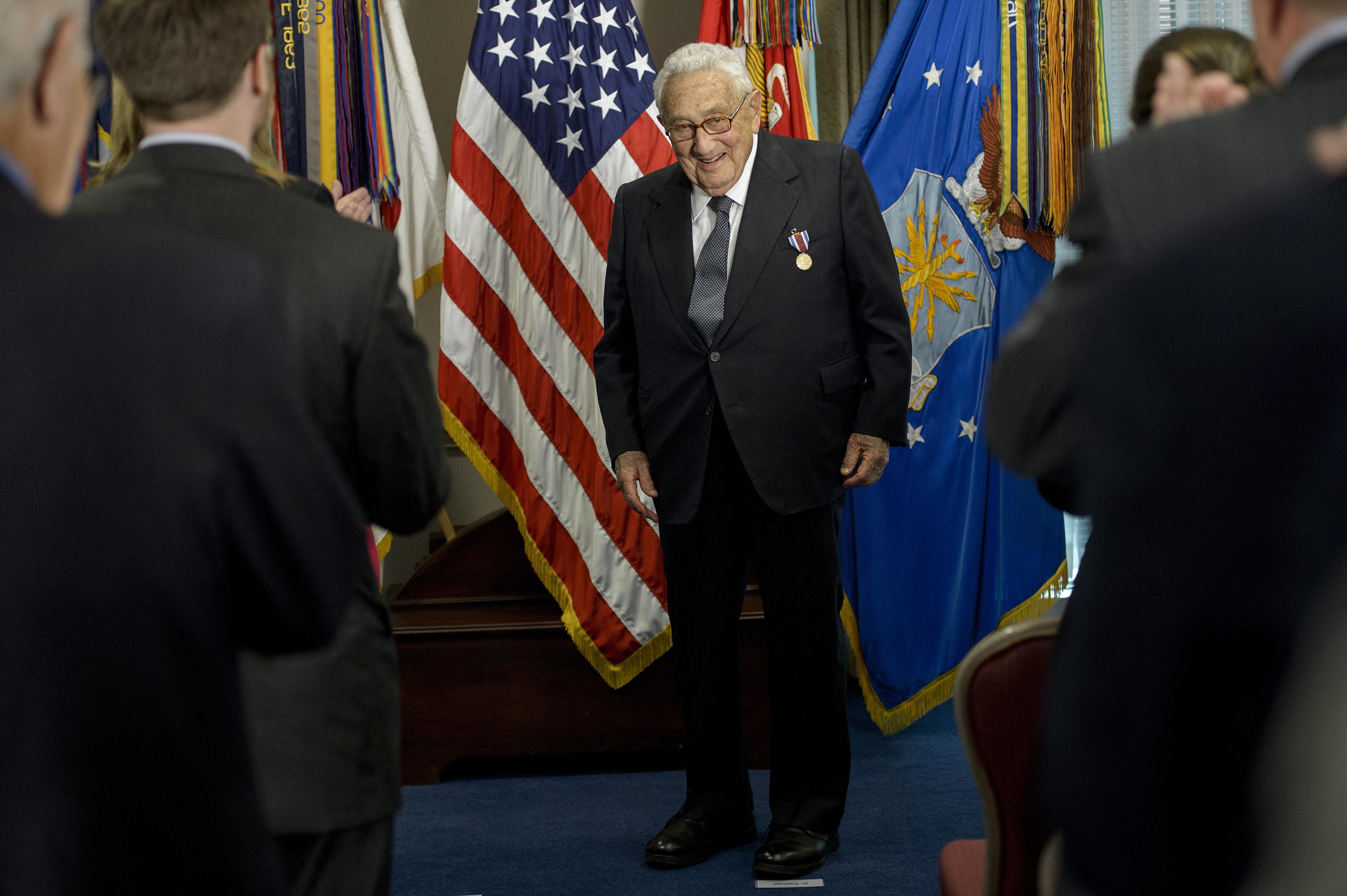 I 100 anni di Kissinger, Grande Vecchio della politica estera americana