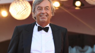 I 60 anni di Roberto Burioni: "Ci arrivo in salute innamorato della vita"