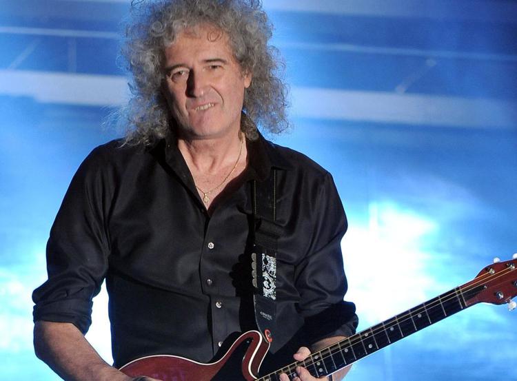 Il chitarrista dei Queen Brian May ha il Covid: "Giorni orribili, ma sto bene"