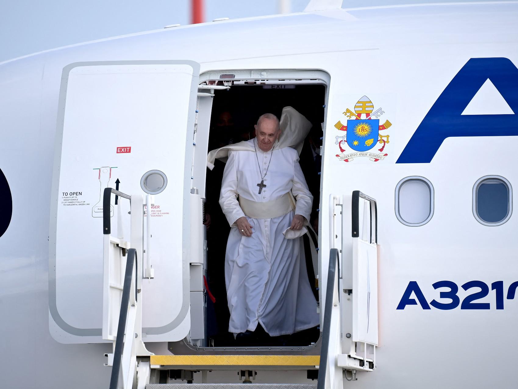 Il Papa è in Grecia, seconda tappa del viaggio