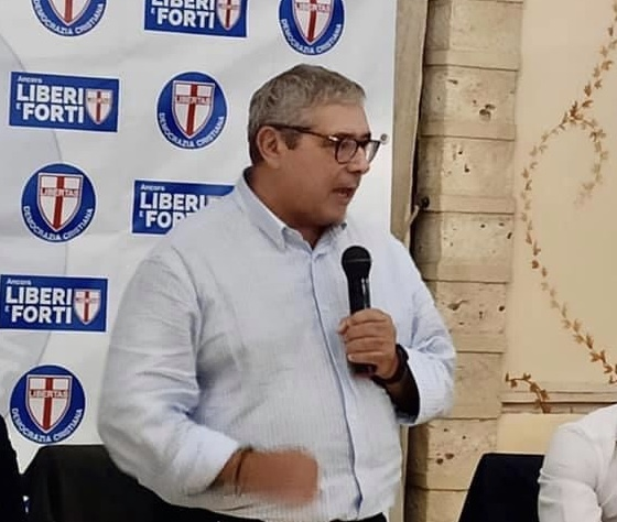 Il ritorno di Cuffaro: "La Dc è tornata, ma i vecchi sono andati con Fi, Lega e Fdi"