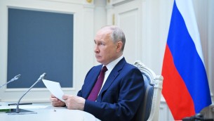 Il super treno di Putin: palestra, estetista e bagno turco nei vagoni