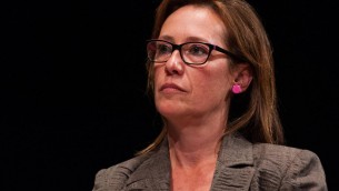 Ilaria Cucchi, mail con minacce anche contro i figli: presentata denuncia per stalking