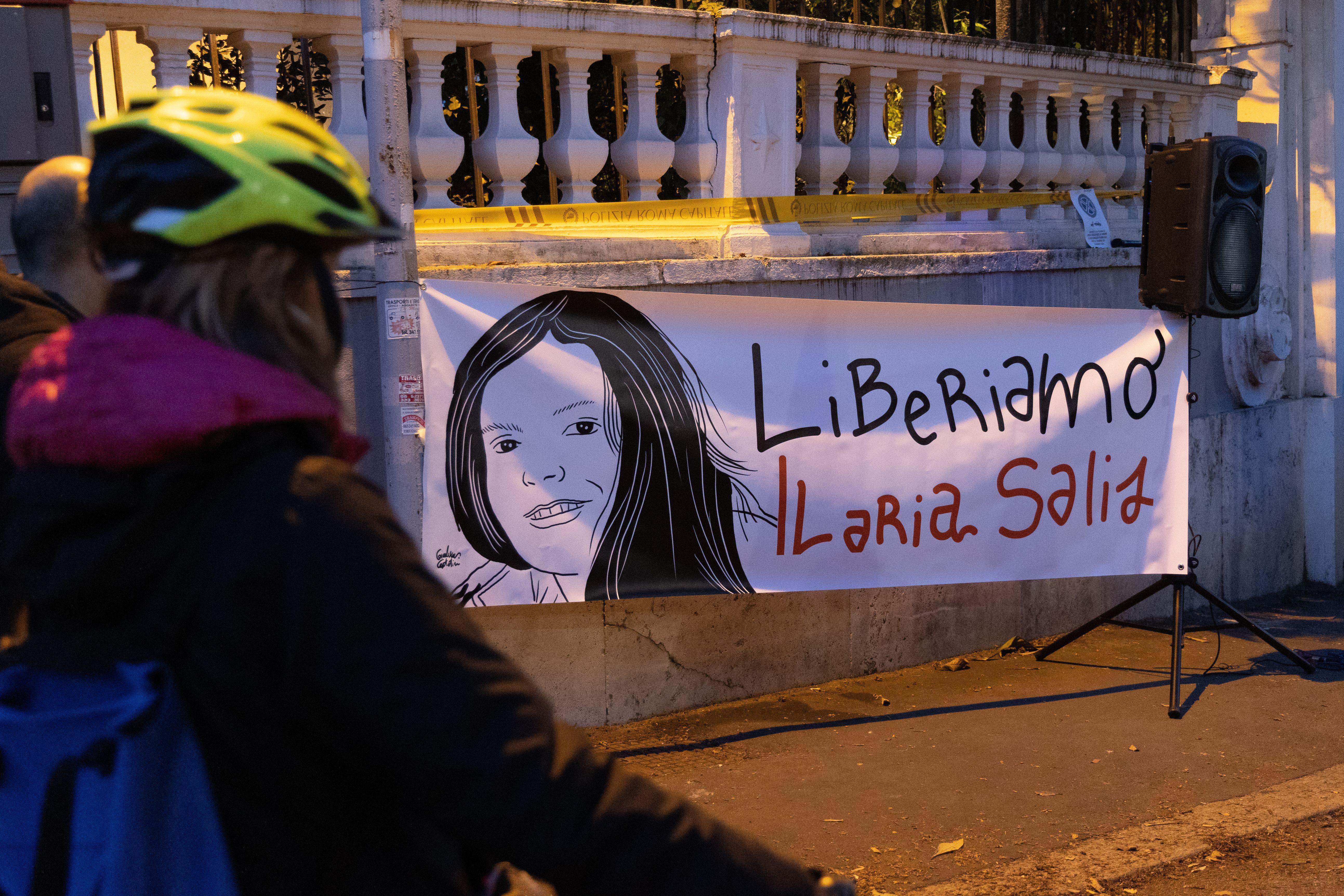 Ilaria Salis, Lega: "Già a processo per assalto a nostro gazebo"