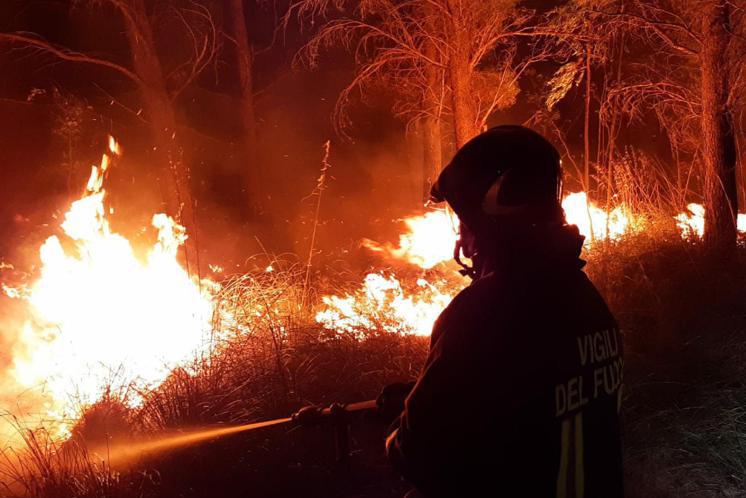 In arrivo il grande caldo, è allerta massima per gli incendi
