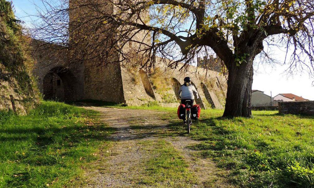 In Italia è boom dei viaggi in bici, quest'anno 8 milioni di cicloturisti