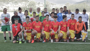 La Royal Team all'inaugurazione del campo di calcio dell'Istituto tecnico per geometri